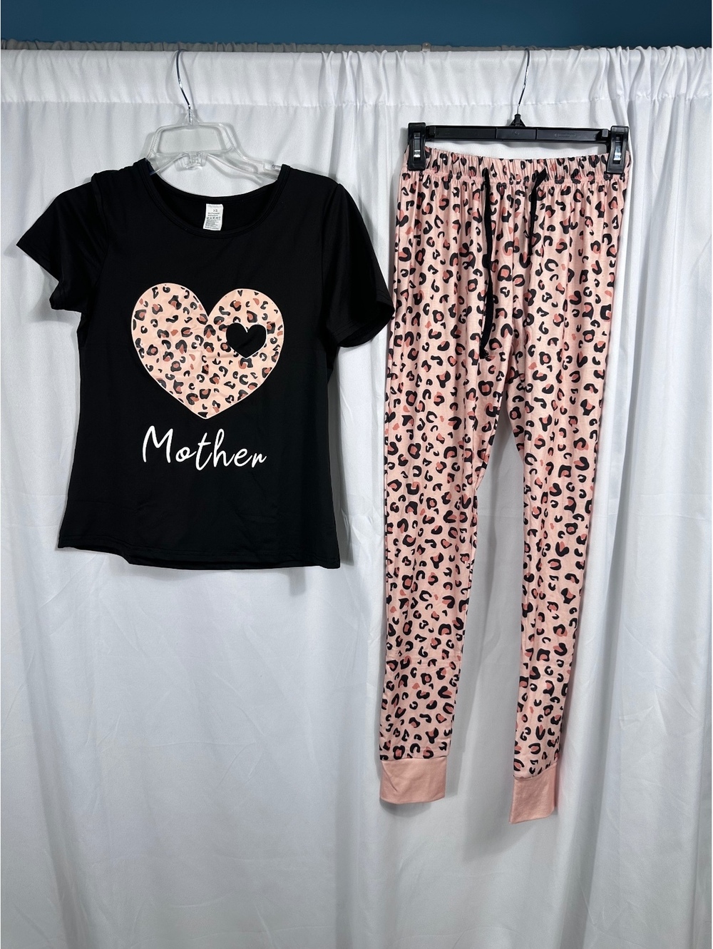 Women's XS Pink Leopard Print Pajama Set with 'Mother' Heart Graphic Top
